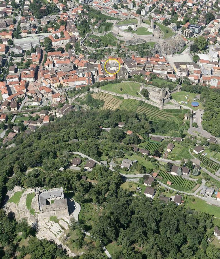 Bellinzona Piazza Collegiataアパートメント エクステリア 写真