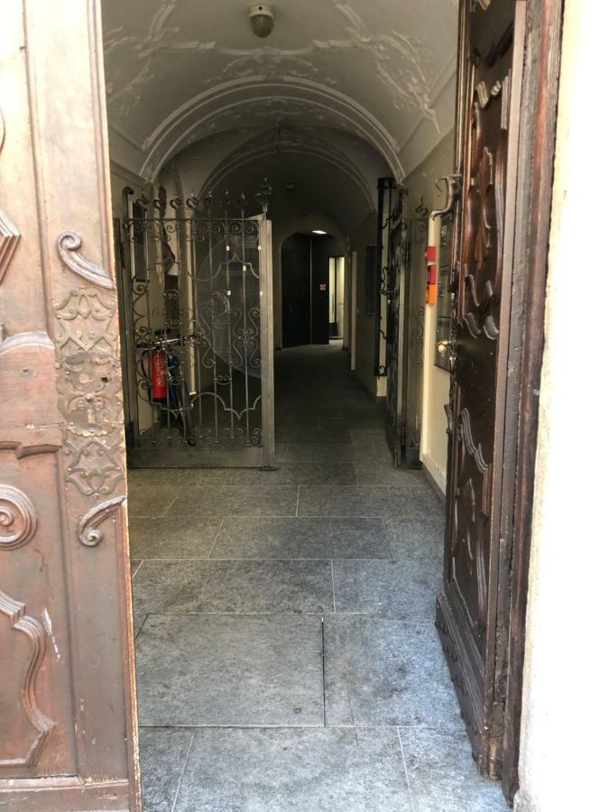 Bellinzona Piazza Collegiataアパートメント エクステリア 写真